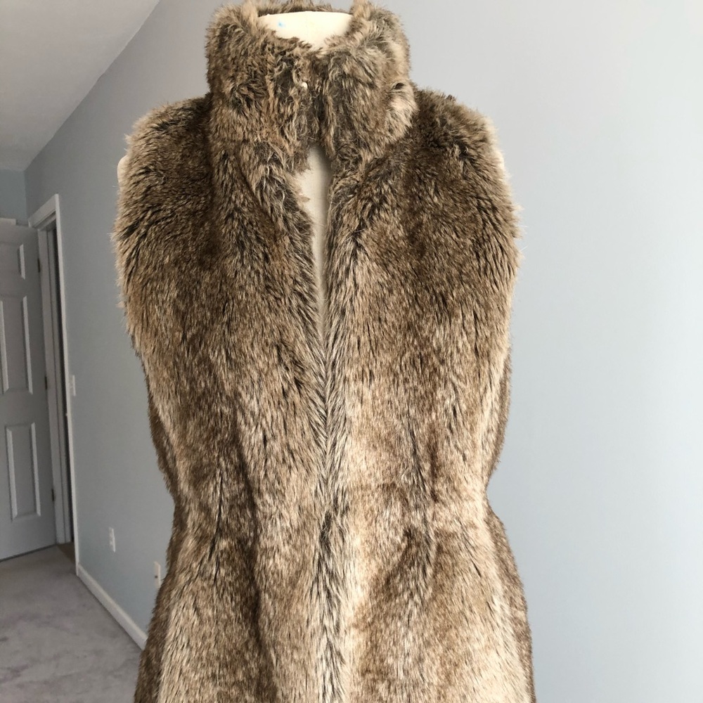 Banana Republic faux fur vest